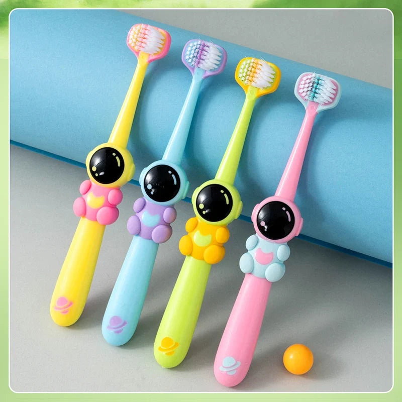 Pair of toothbrushes for comfortable everyday brushing and oral care
